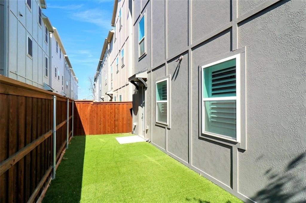 2601 La Altura Ln - Photo 5 of 26