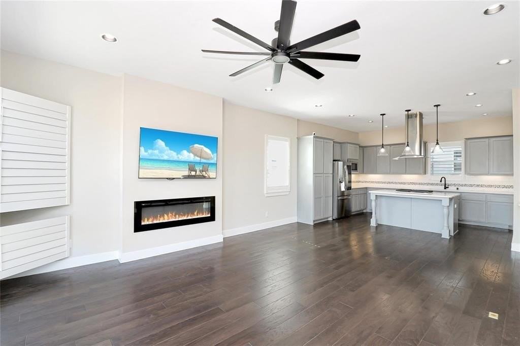 2601 La Altura Ln - Photo 7 of 26