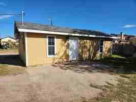 featured image of 407 W Mable St Unit B