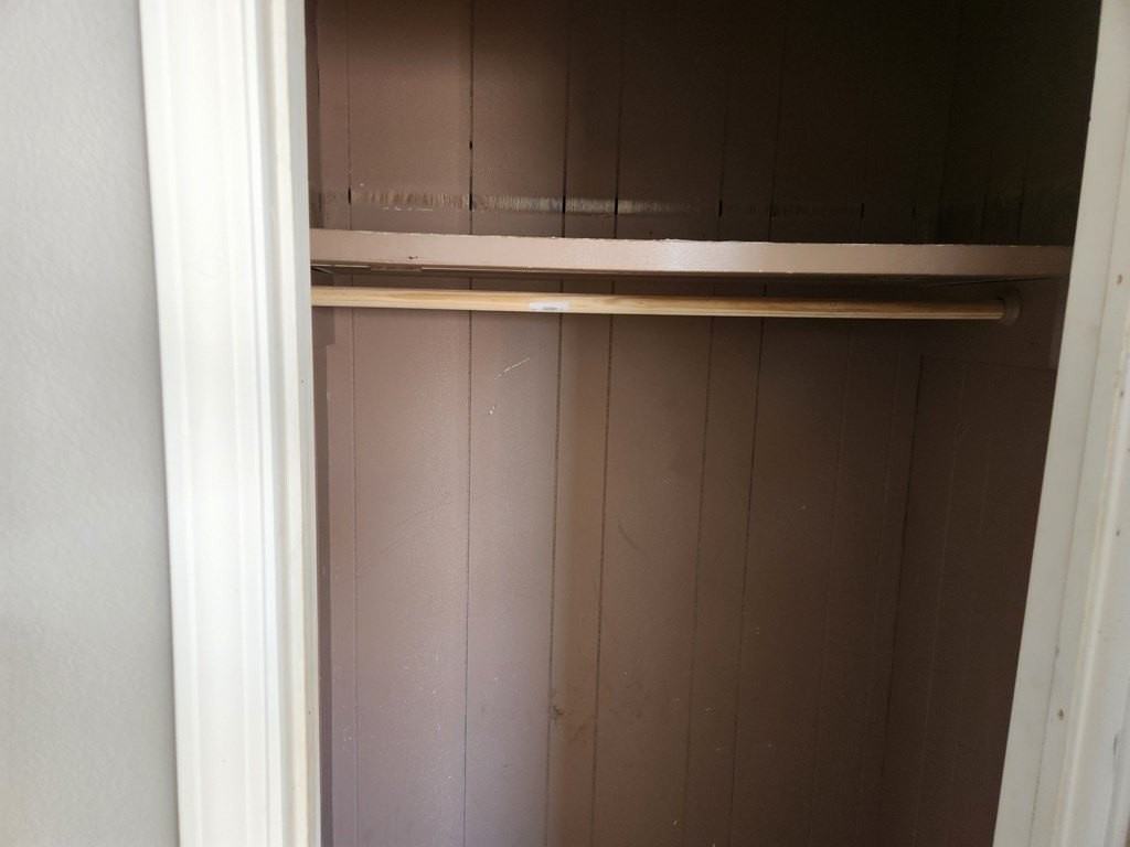 407 W Mable St Unit B - Photo 6 of 8