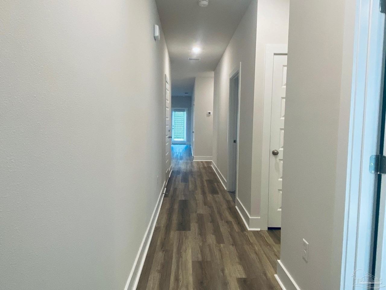 9896 Starling Dr - Photo 5 of 15