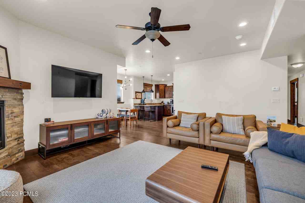 14345 N Buck Horn Trl Unit E - Photo 5 of 23