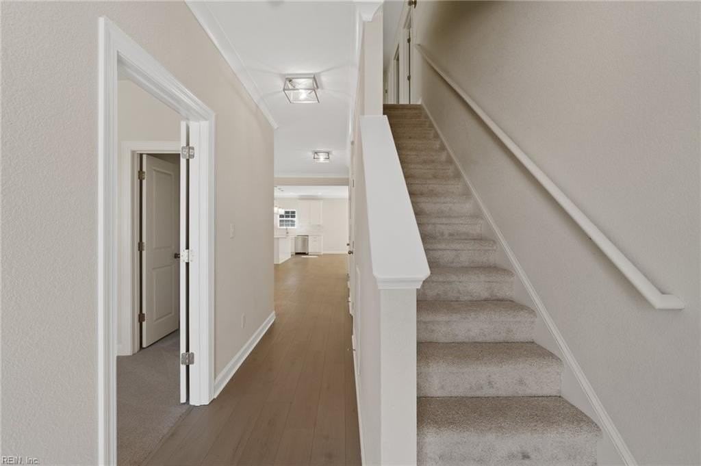 1623 Kingston Ave - Photo 2 of 37