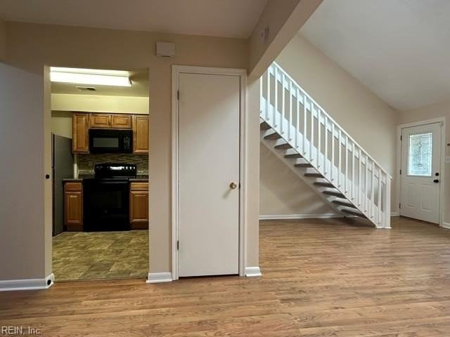 2429 Sedgewick Dr - Photo 5 of 13