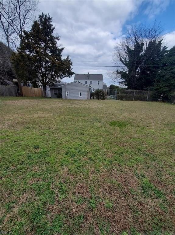 1710 Kingston Ave #3 - Photo 5 of 16