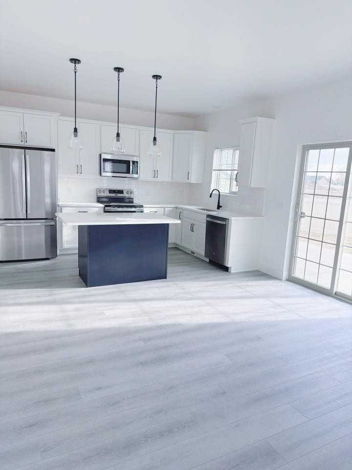 5822 Bear Track Trl - Photo 2 of 9