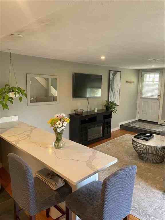 16 Dudley Ave Apt 6 - Photo 3 of 21