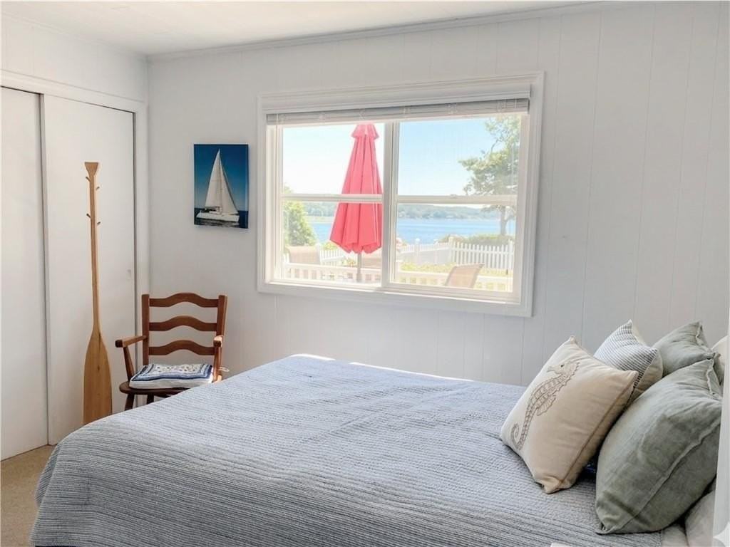 10 Burbank Ave - Photo 4 of 14