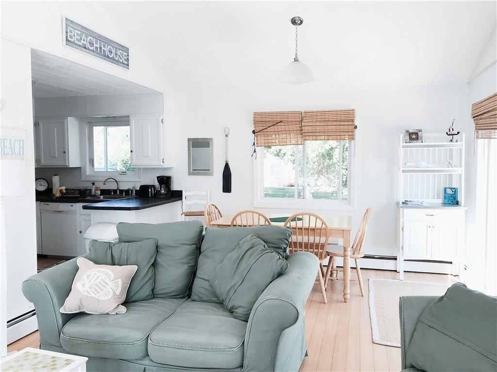 10 Burbank Ave - Photo 7 of 14