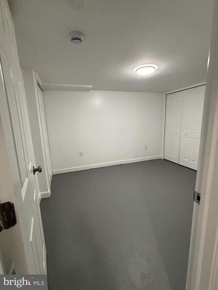 3758 Columbus Dr Unit 1 - Photo 7 of 9