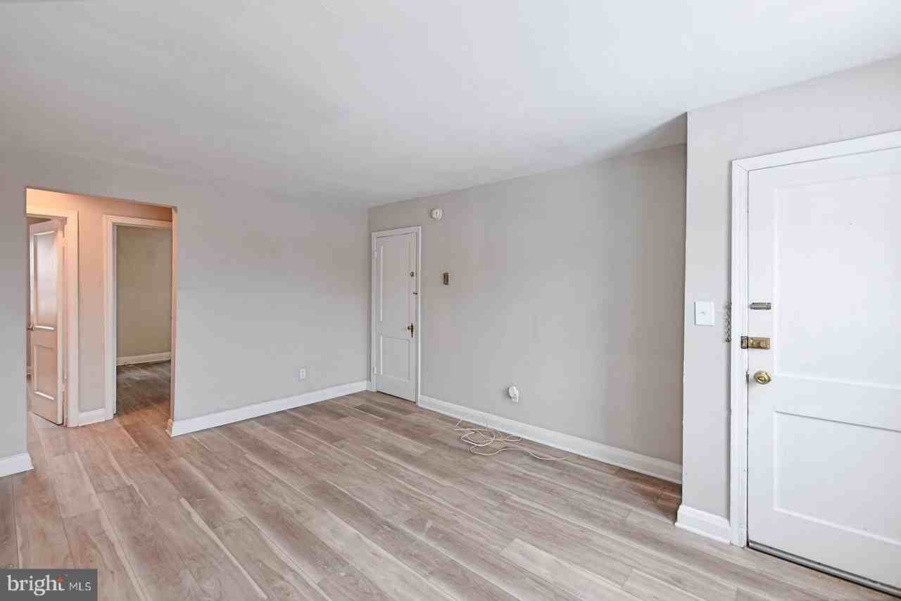 1417 Taylor Ave Apt 1 - Photo 3 of 24