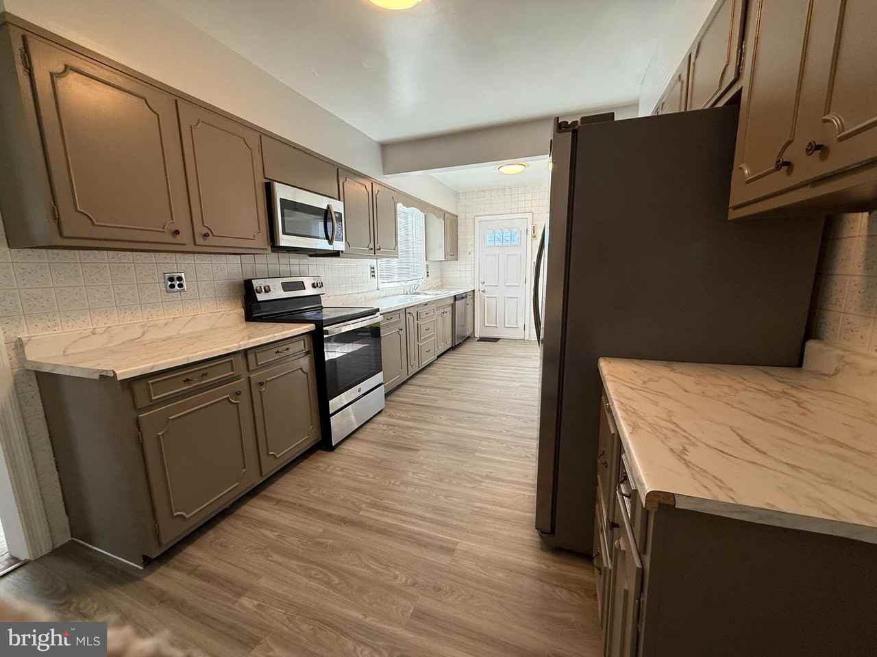 8356 Baltimore National Pike - Photo 3 of 18