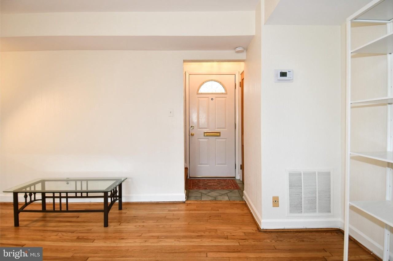 8520 Geren Rd Unit 18-3 - Photo 3 of 34