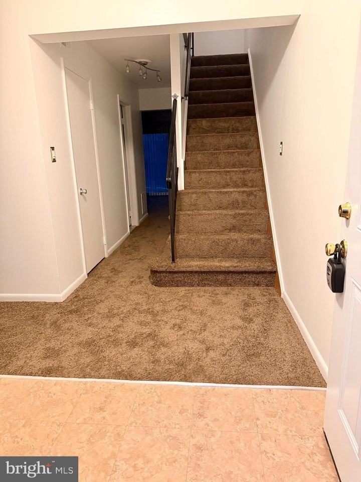 8613 Seasons Way Unit 67b - Photo 2 of 27