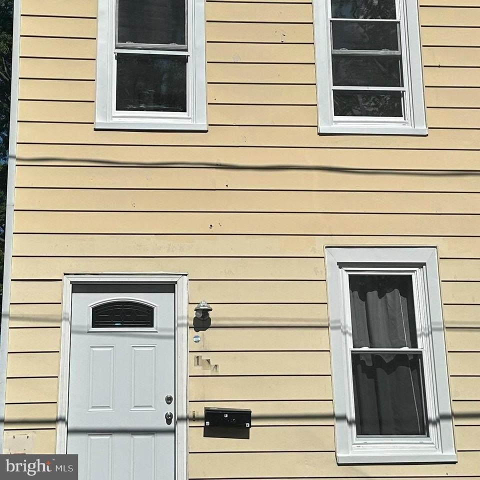 104 New Rose St - Photo 2 of 2