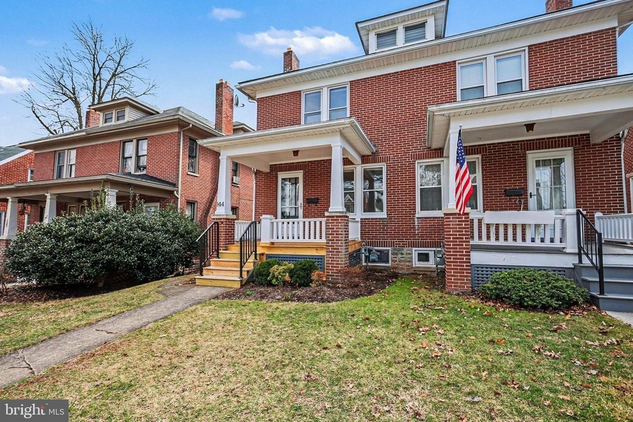 144 Seminary Ave - Photo 3 of 28