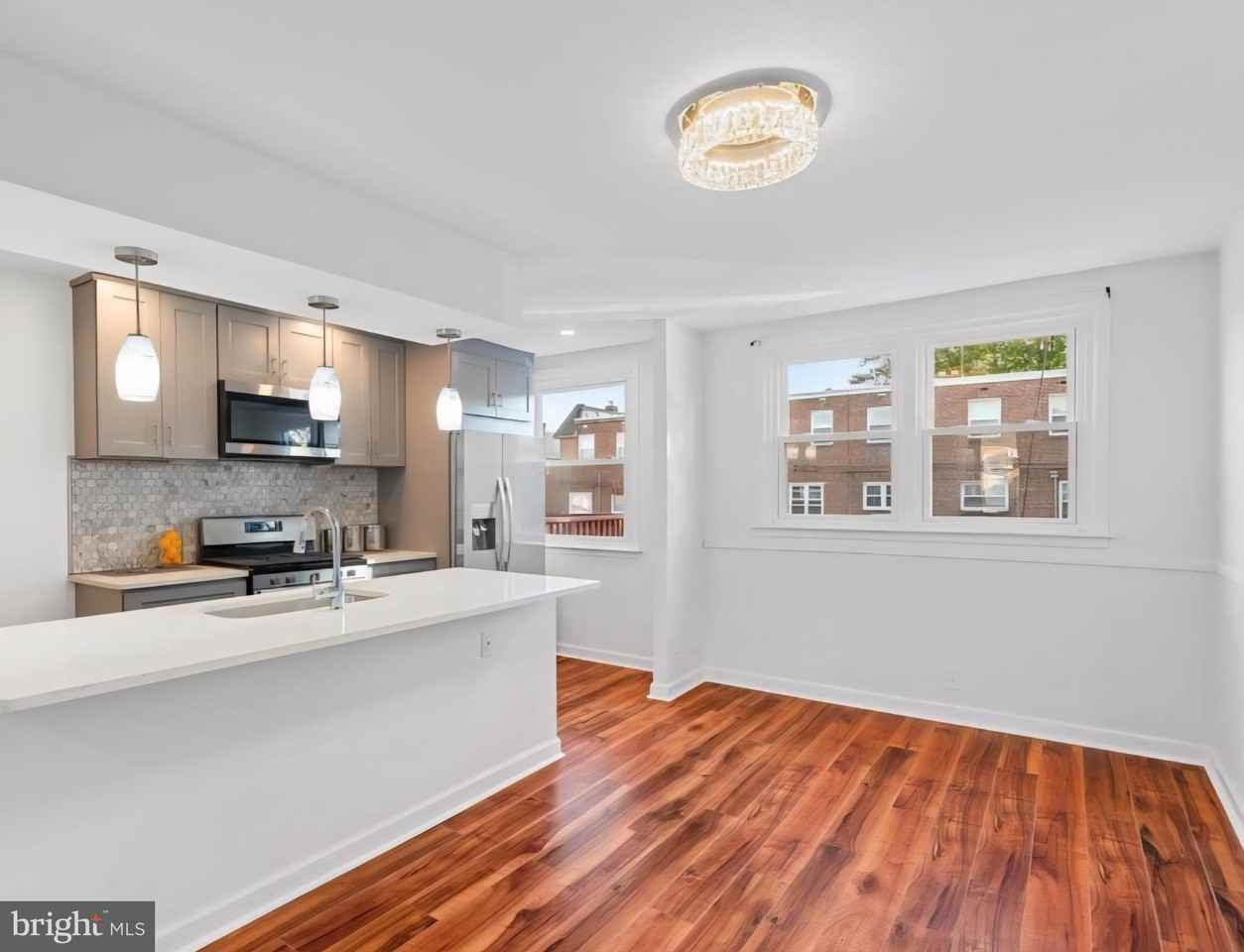 8332 Forrest Ave - Photo 5 of 19