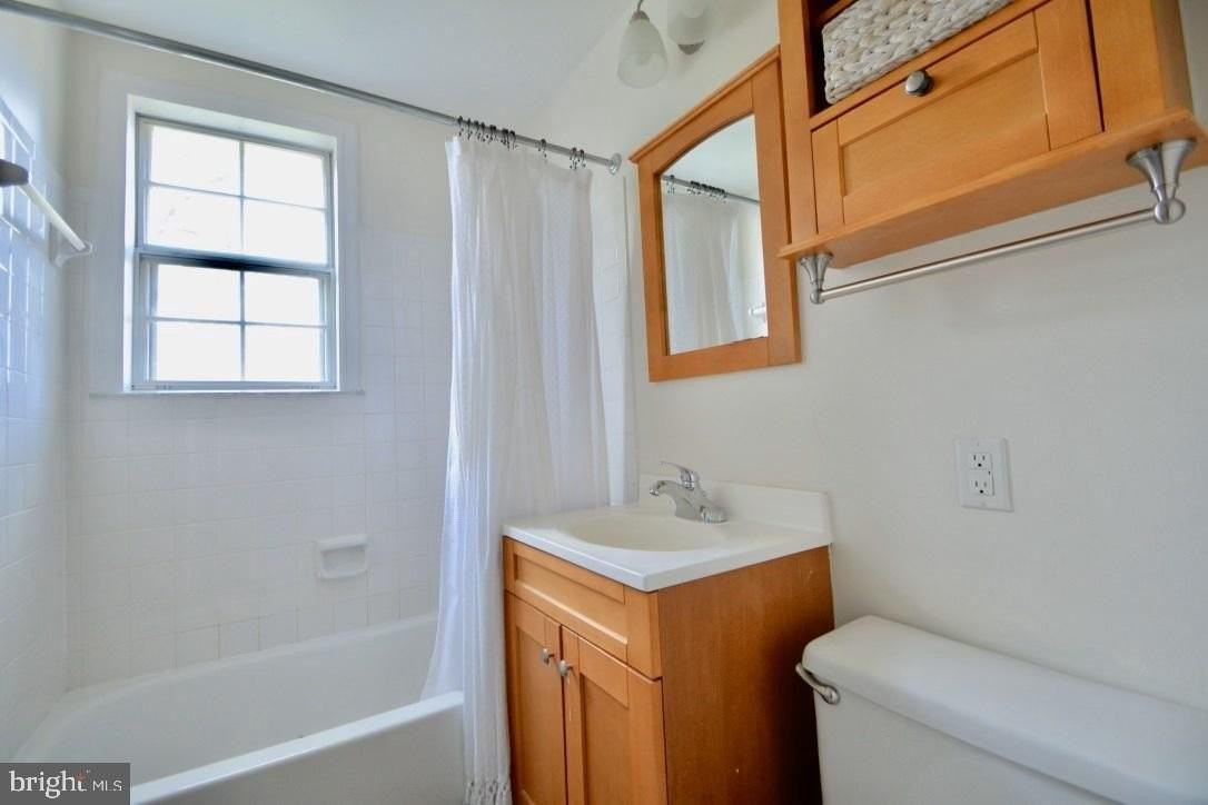 4621A 28th Rd S Apt A - Photo 5 of 7