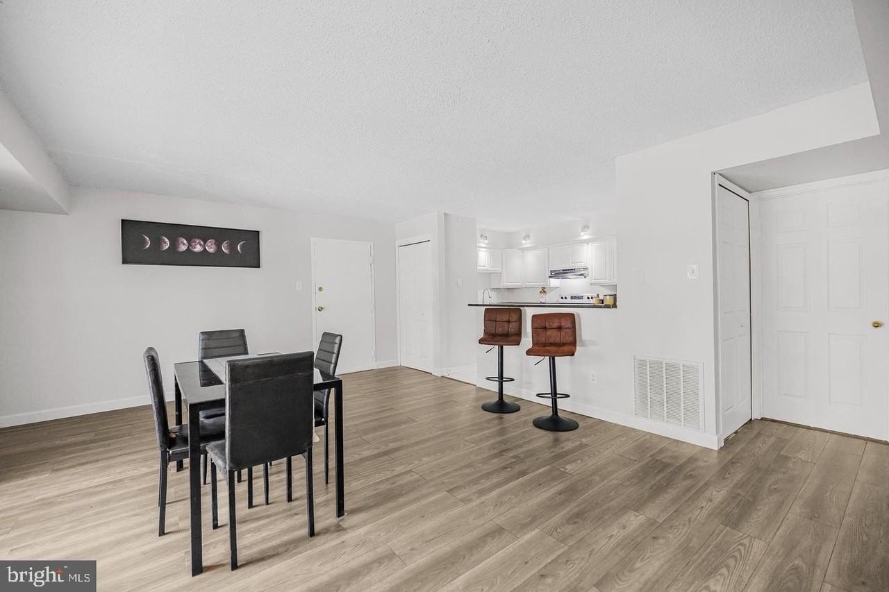 3808 Laramie Pl Unit 126f - Photo 7 of 29