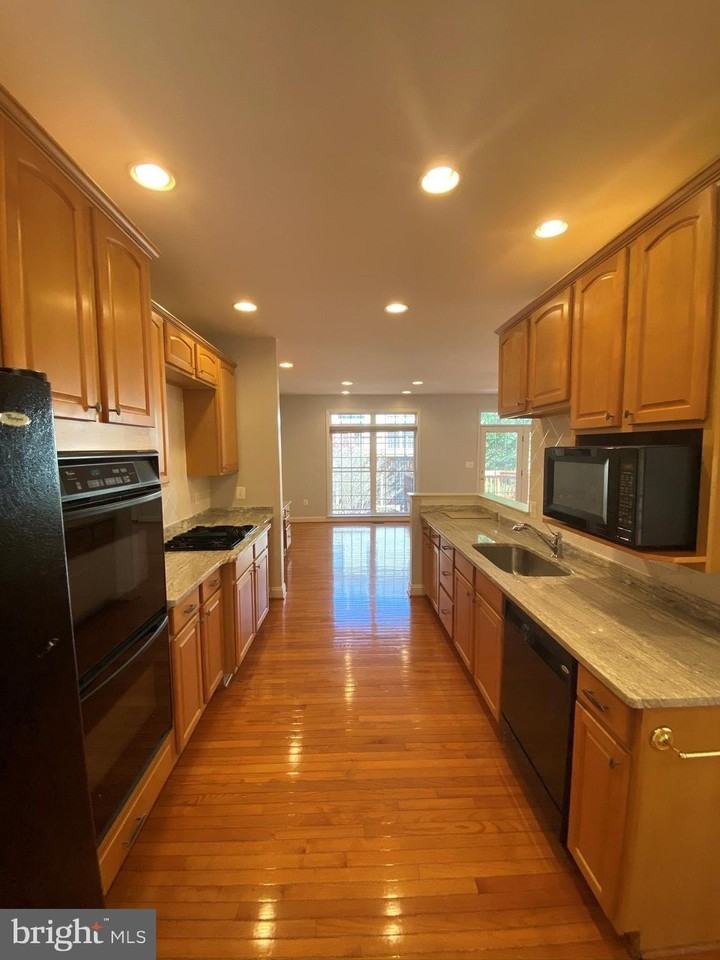 12466 Blissful Valley Dr - Photo 5 of 29