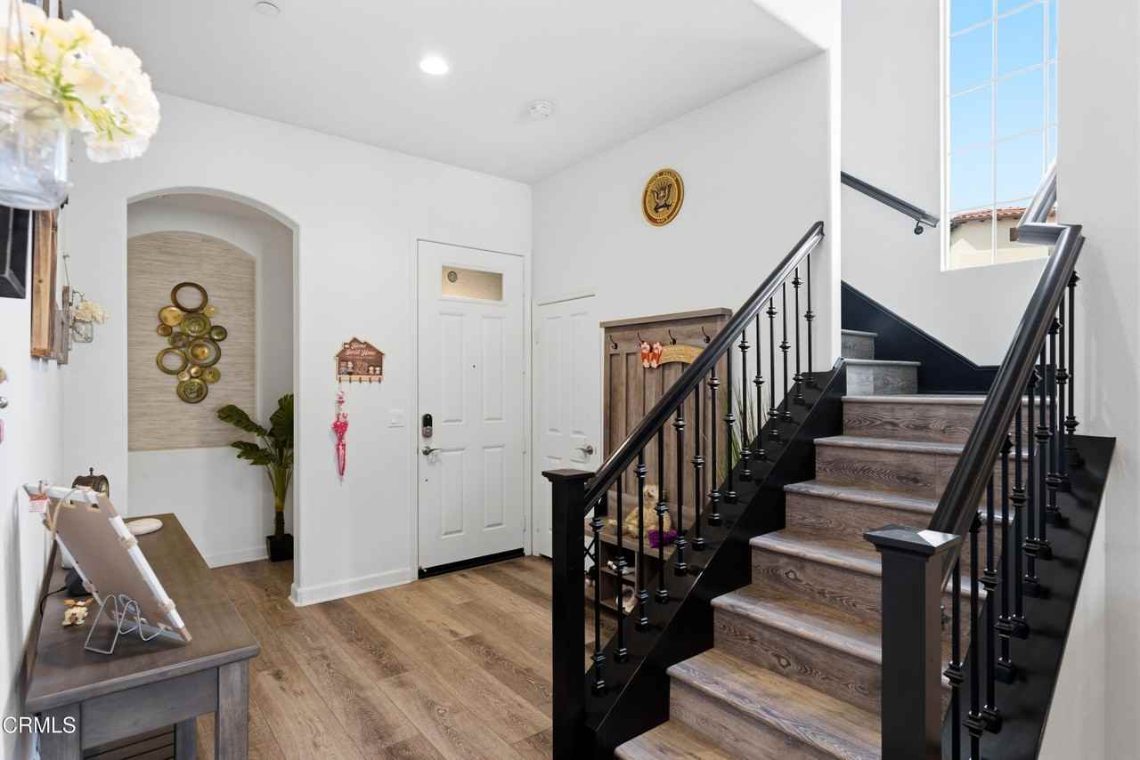 2406 Nicklaus St - Photo 6 of 42