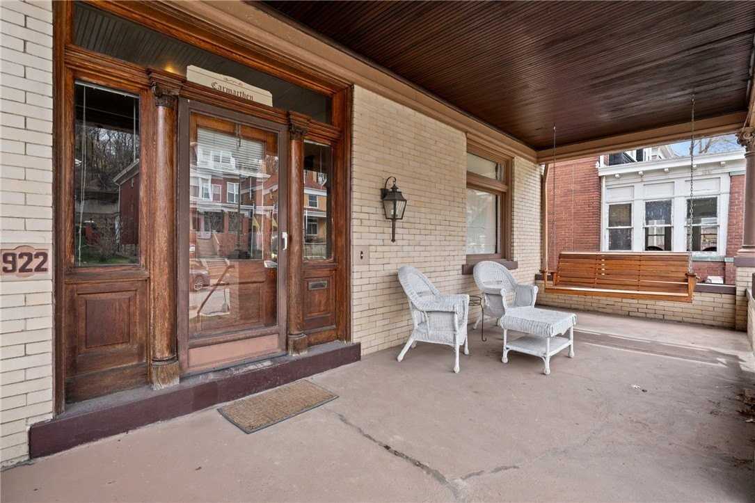 922 Jancey St - Photo 3 of 30