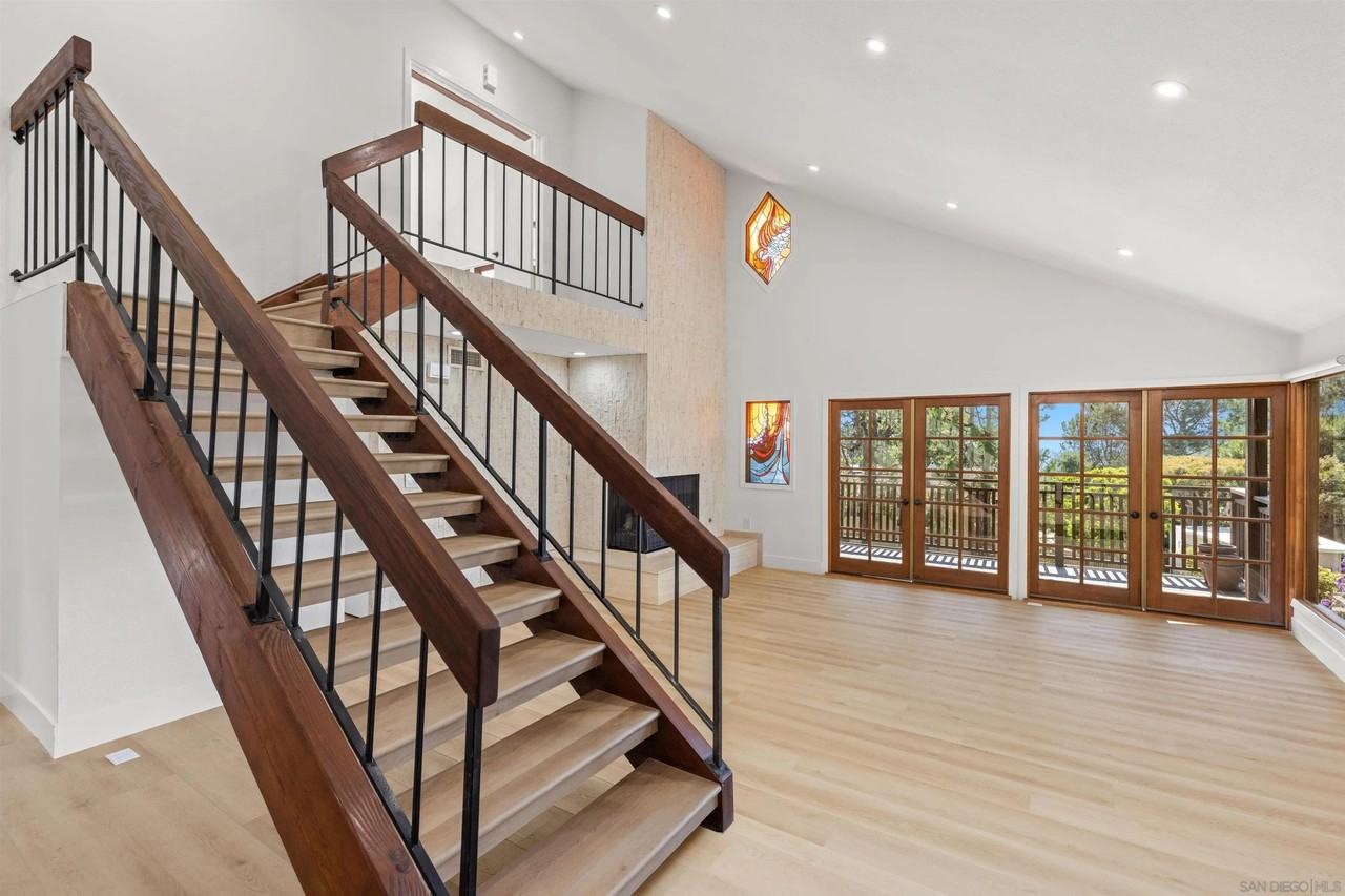 13645 Pine Needles Dr - Photo 2 of 45