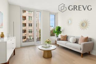 3055 Vernon Blvd - Photo 1 of 1