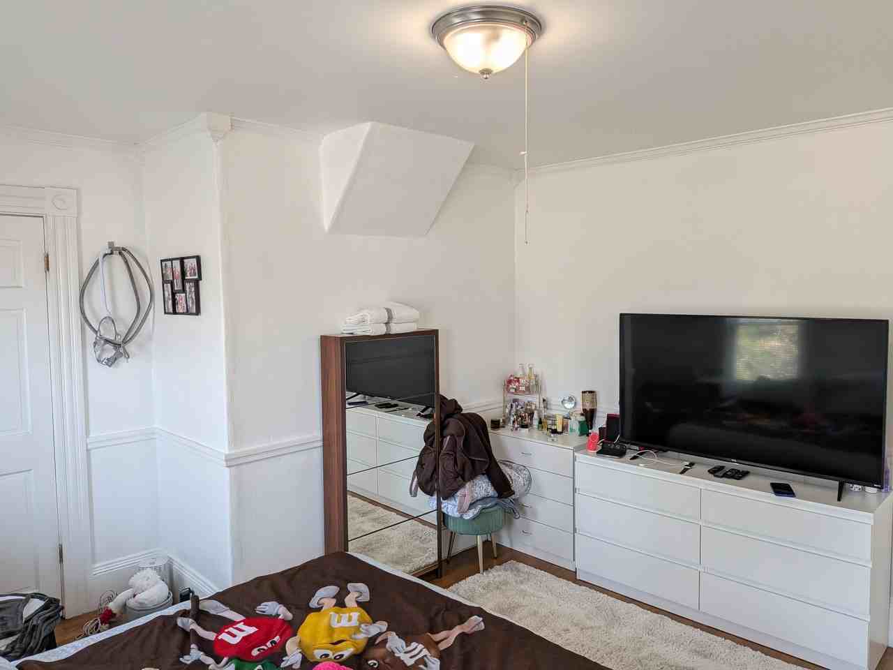 46 Roberts St #2 - Photo 7 of 12