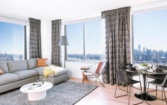 615 Pavonia Ave - Photo 1 of 1