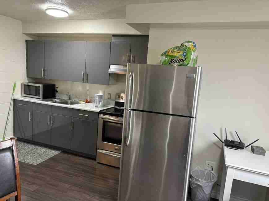 570 King St W - Photo 5 of 10