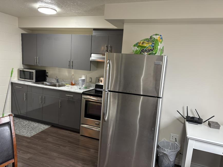 570 King St W - Photo 6 of 10