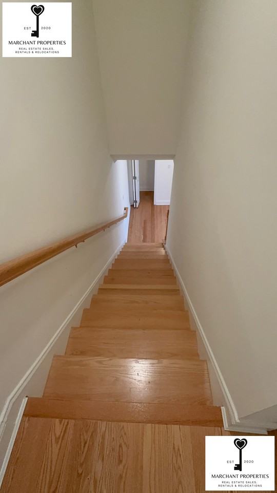 215 Ellery Ct - Photo 2 of 45