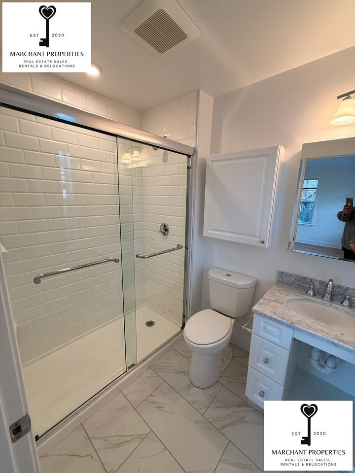 215 Ellery Ct - Photo 4 of 45