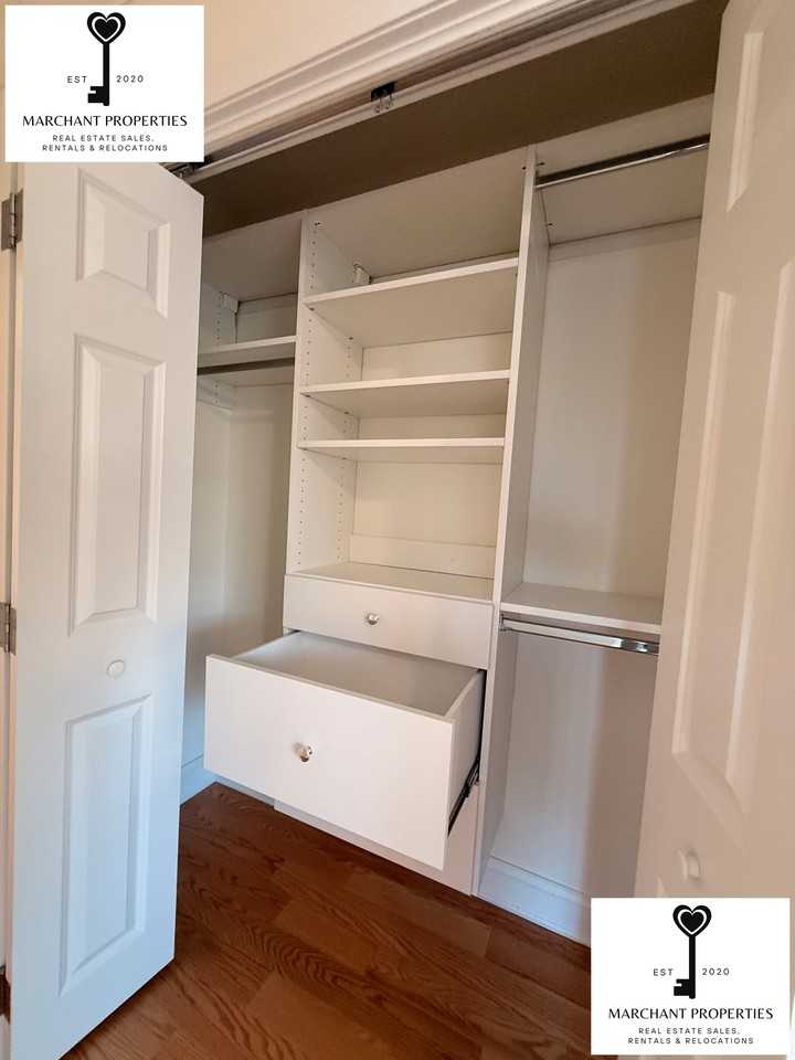 215 Ellery Ct - Photo 7 of 45