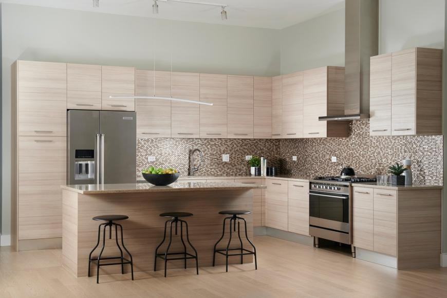 1100 W Adams St - Photo 2 of 10