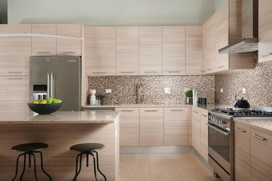 1100 W Adams St - Photo 3 of 10