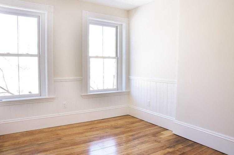 89 Windsor St - Photo 5 of 8