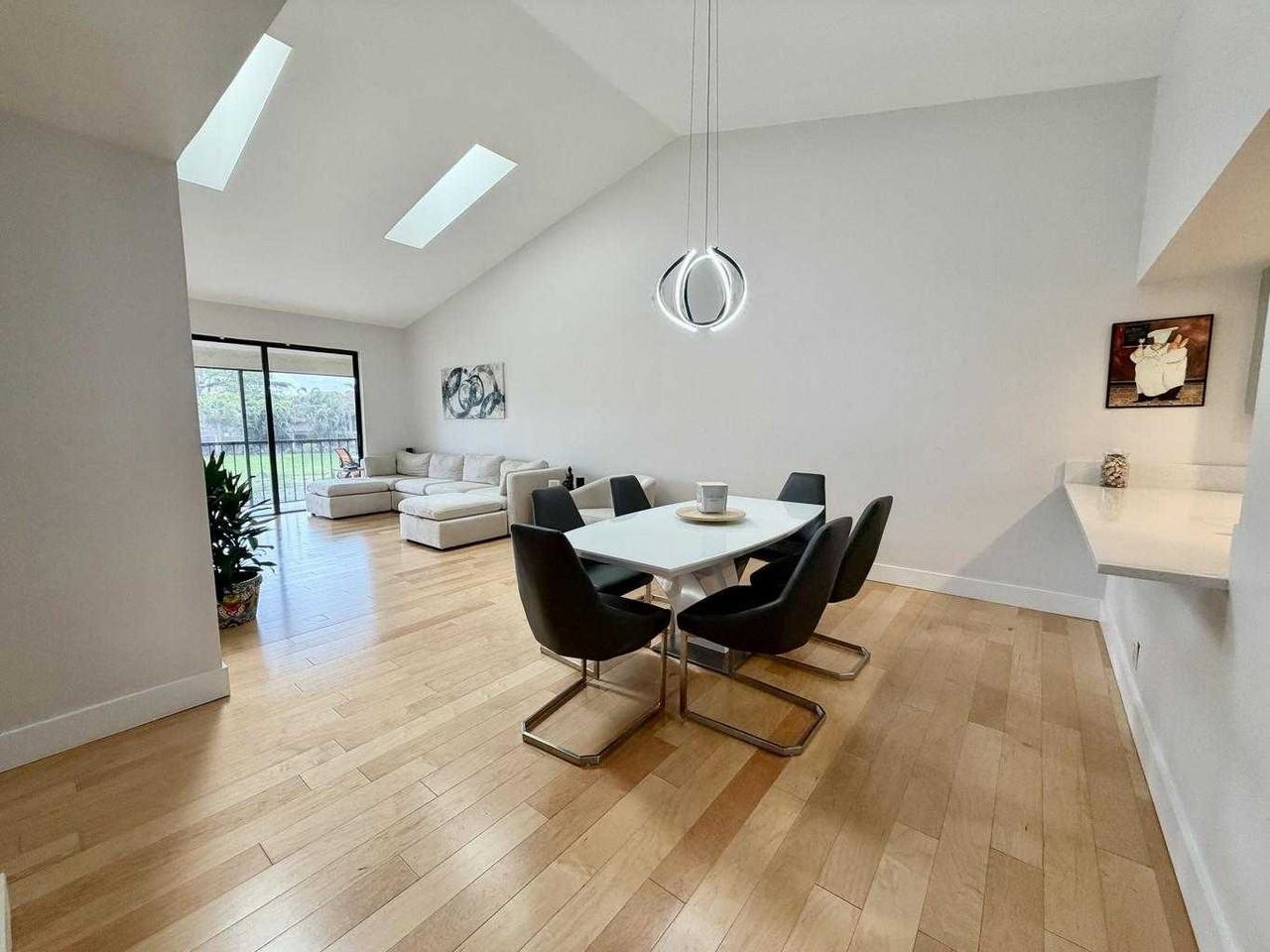 La Mirada Dr - Photo 5 of 18