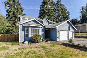 featured image of 12105 119th St E