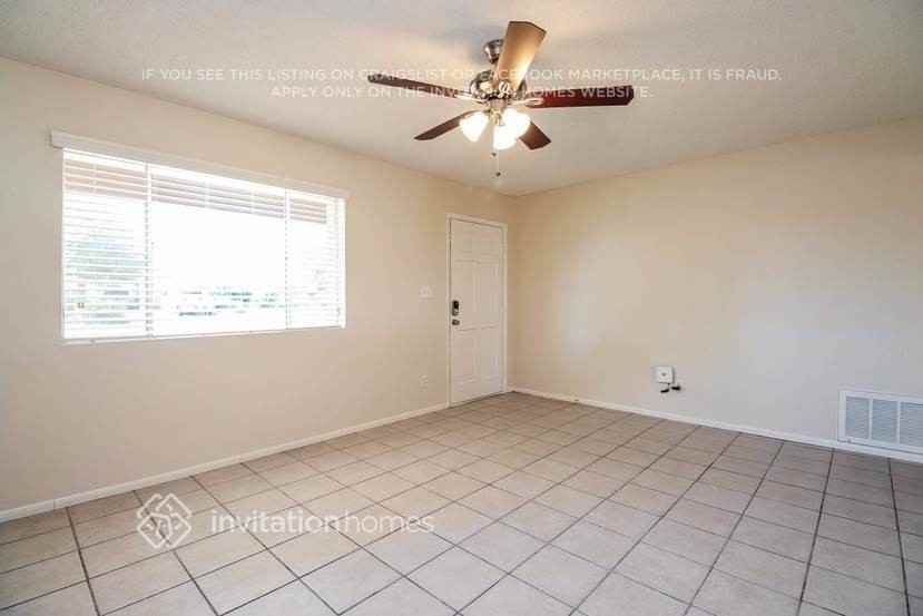 208 W Mclellan Rd - Photo 4 of 19