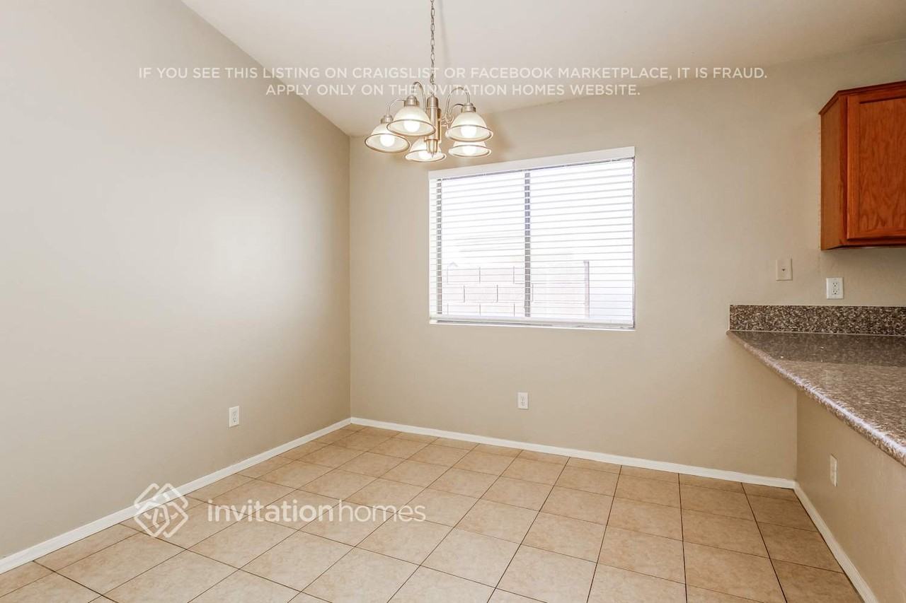23949 W Antelope Trl - Photo 5 of 17