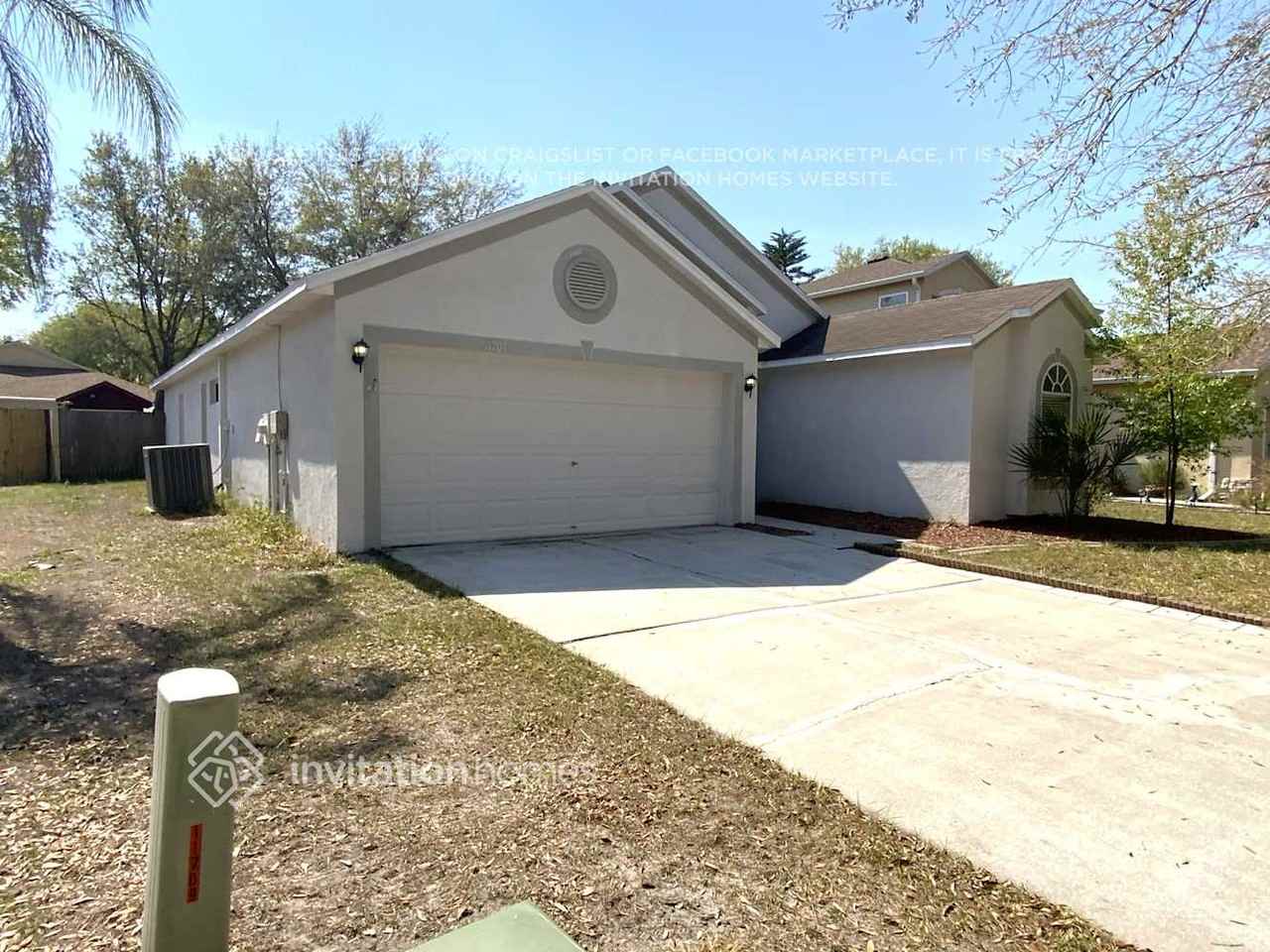 11707 S Stone Ln - Photo 2 of 12