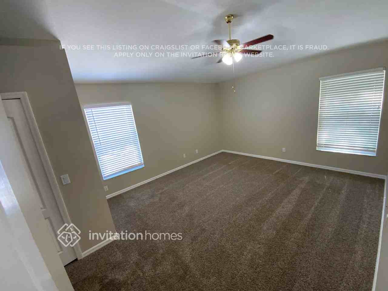 11707 S Stone Ln - Photo 7 of 12