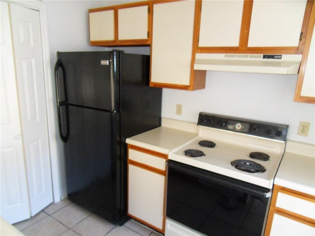 2937 N Fiesta Dr - Photo 6 of 9
