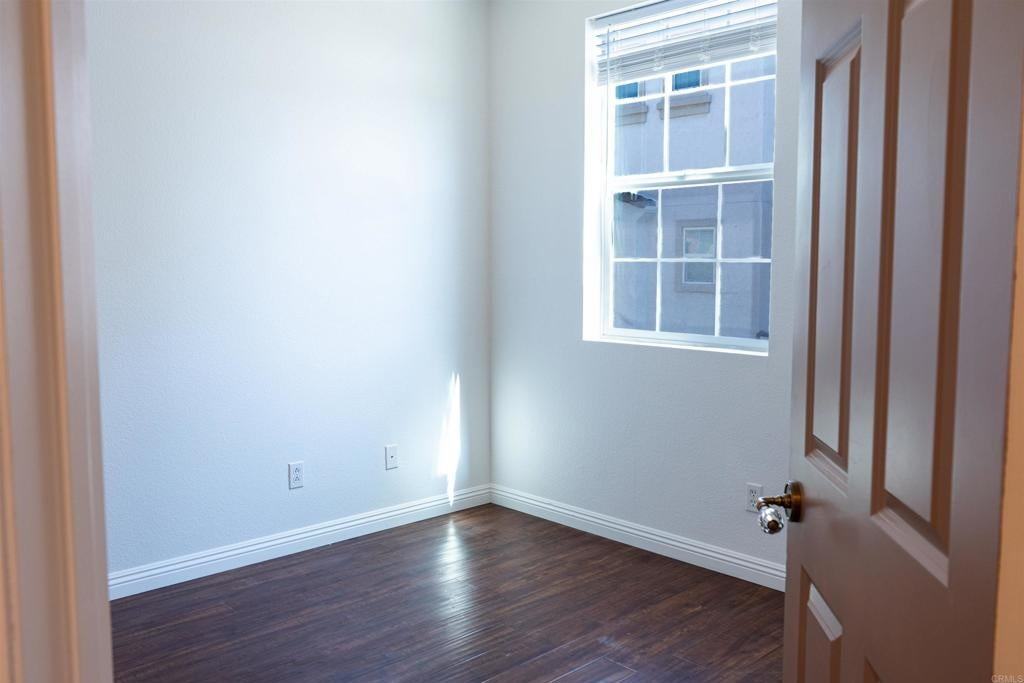 1313 Mother Lode Way - Photo 5 of 24