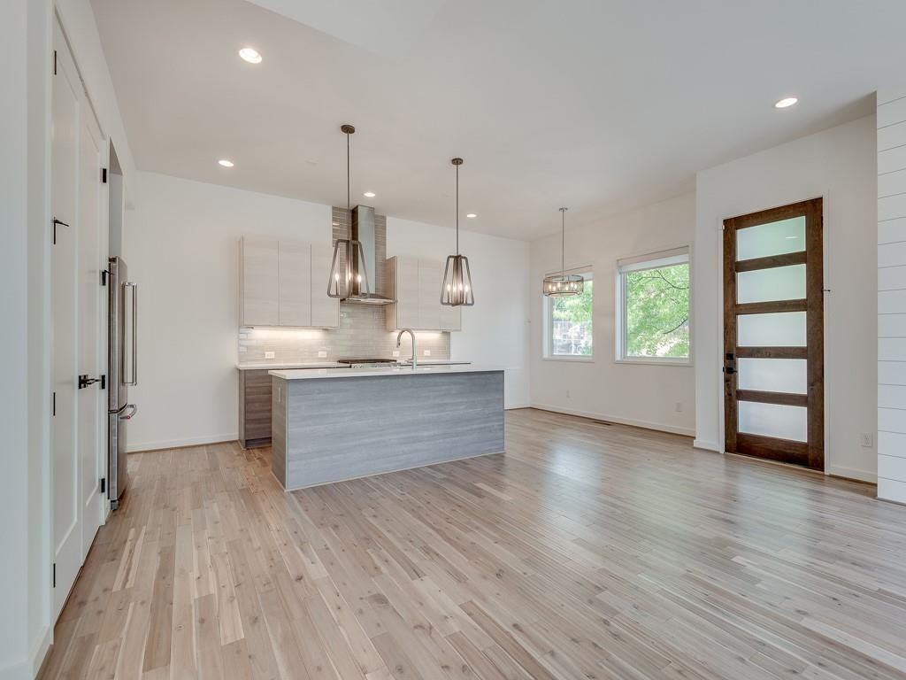 520 Wabash Ave Ne ##B - Photo 6 of 46