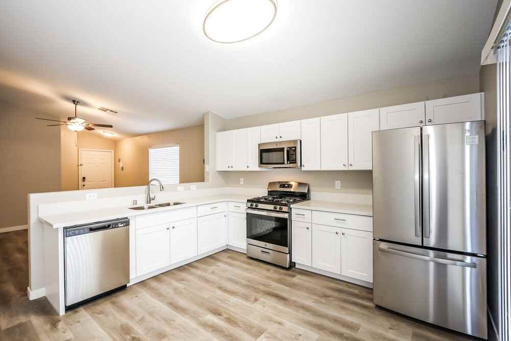 5532 Eagle Claw Ave - Photo 7 of 16