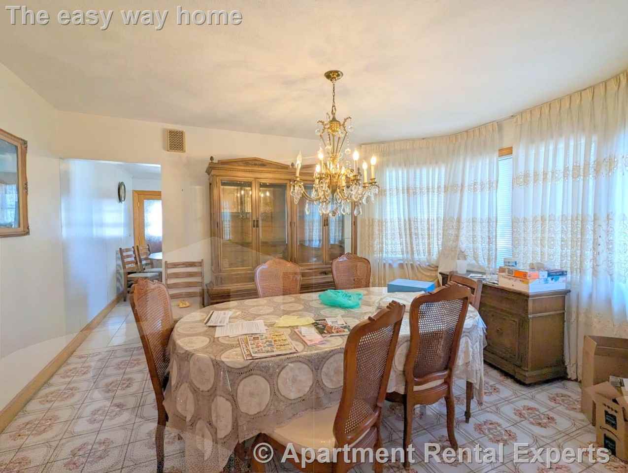 71 Pennsylvania Ave #2 - Photo 3 of 26