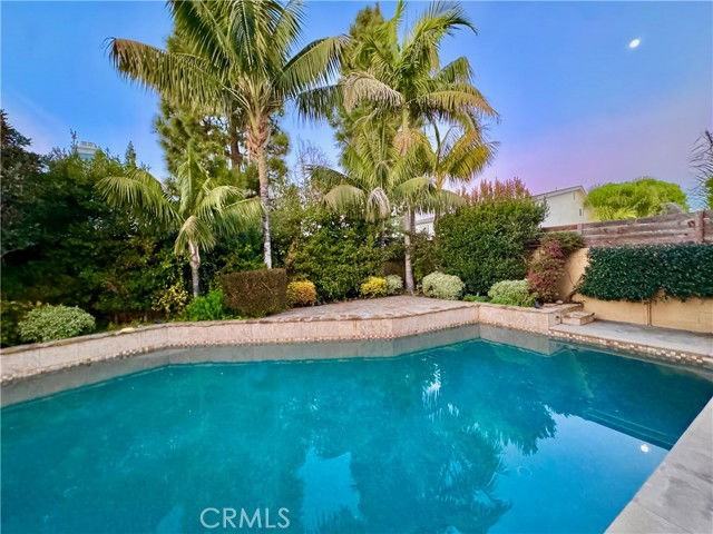 8141 Wadebridge Cir - Photo 3 of 8